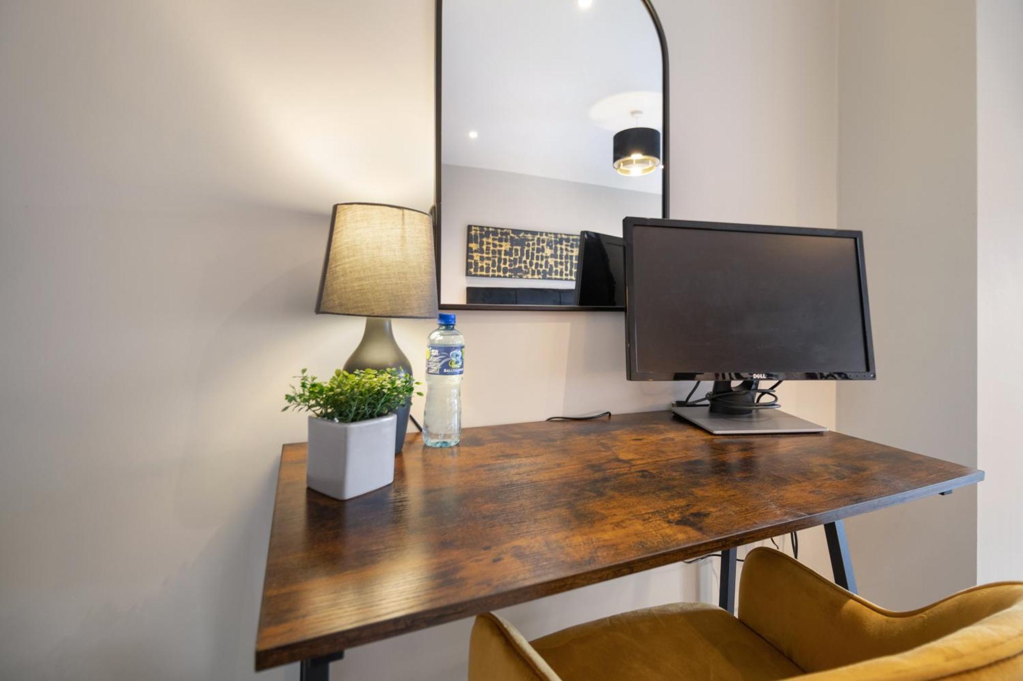 וורצ'סטר Whiskawaystays - Victoria House - Apartment 6 מראה חיצוני תמונה
